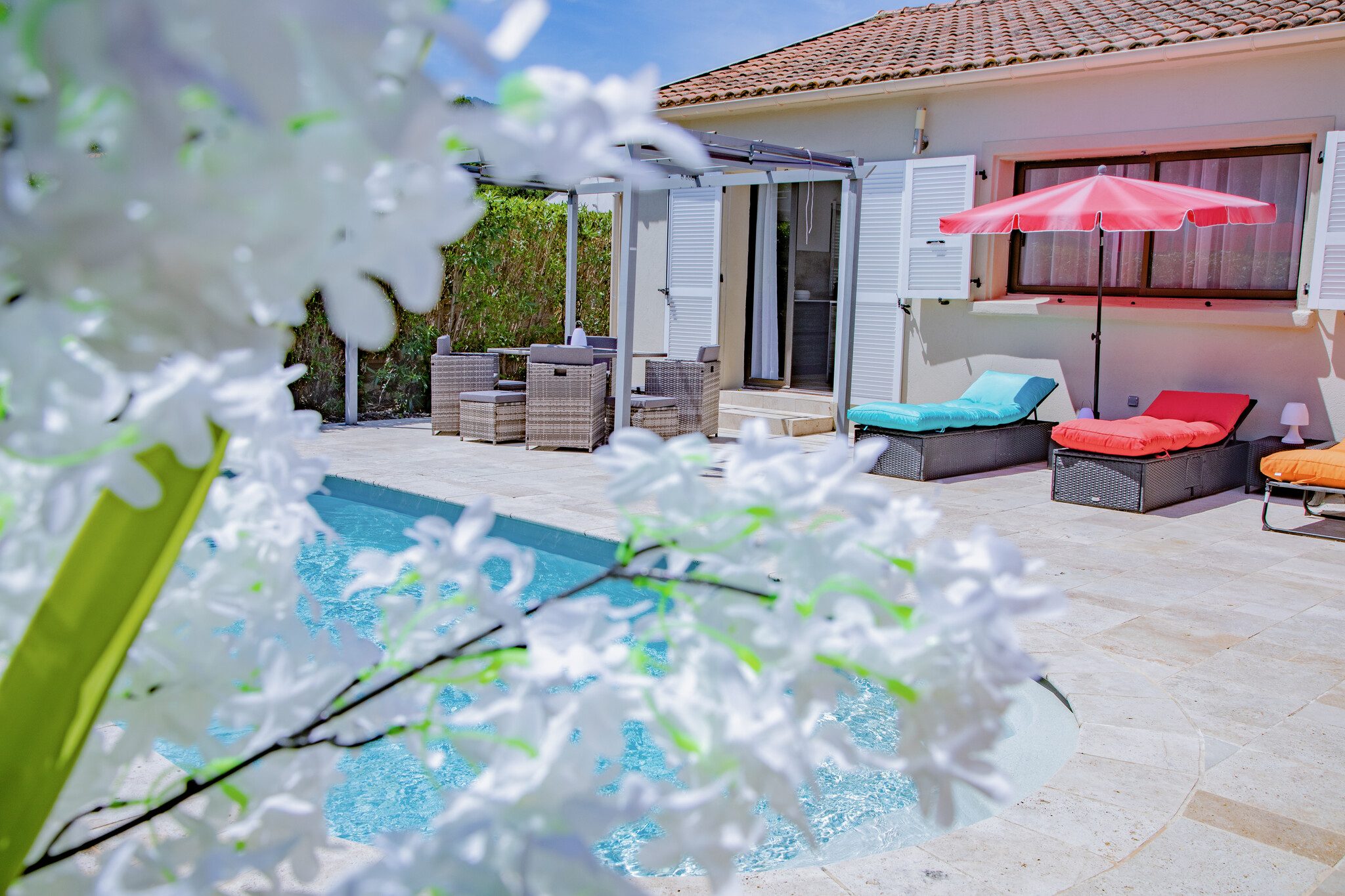 Pool and terrace in the enclosed garden of A Casa Serena