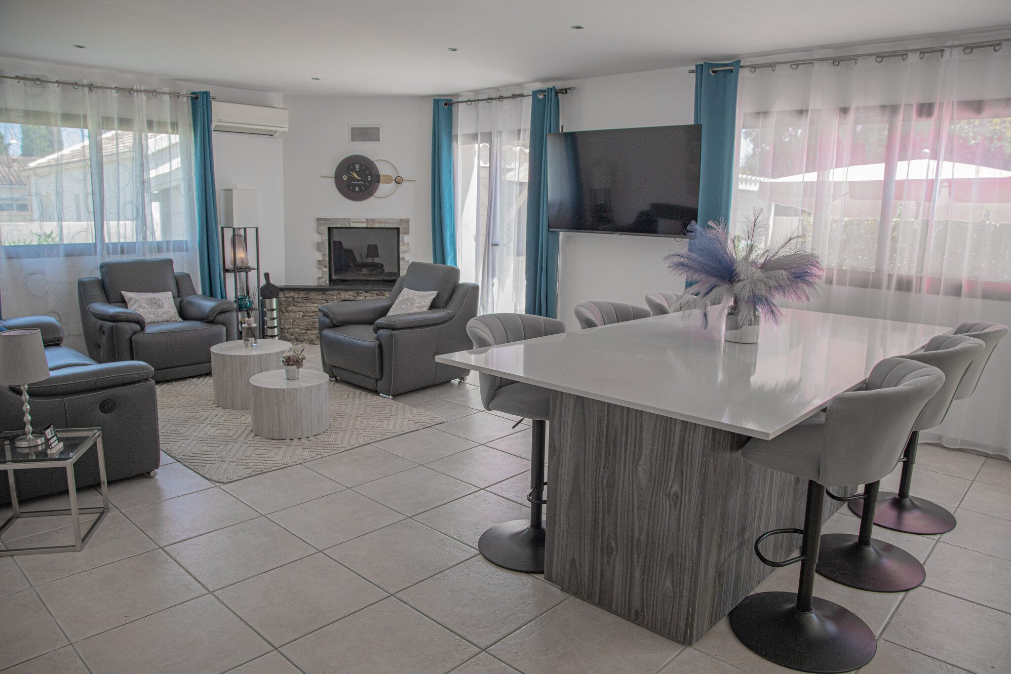 Villa living area, lounge and quartz island